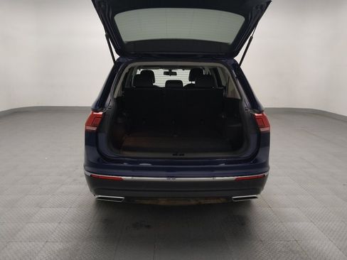 Used 2021 Volkswagen Tiguan SE image 29