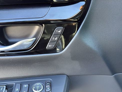 Used 2025 Honda CR-V EX-L image 27