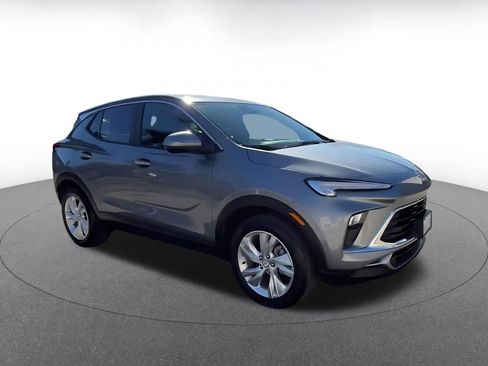 Used 2025 Buick Encore GX Preferred image 2