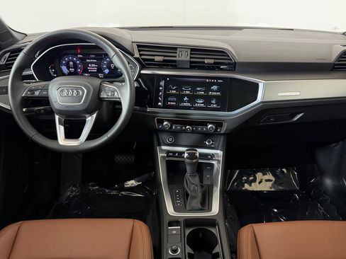 Certified 2025 Audi Q3 2.0T Premium w/ Convenience Package image 17