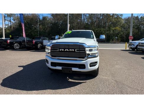 Used 2024 RAM 2500 Laramie image 3