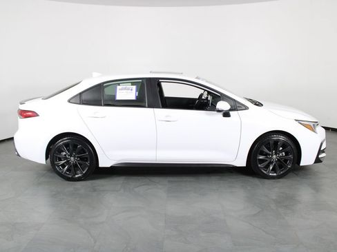 Used 2024 Toyota Corolla XSE FWD image 11
