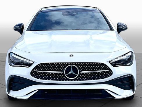 Used 2024 Mercedes-Benz CLE 300 4MATIC Coupe image 4
