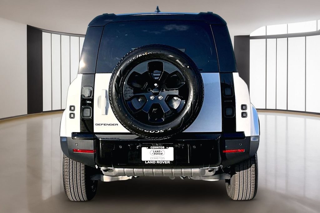 New 2026 Land Rover Defender 110 S AWD/4WD image 4