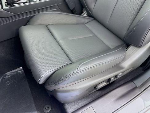 New 2026 Subaru Outback Touring XT image 19