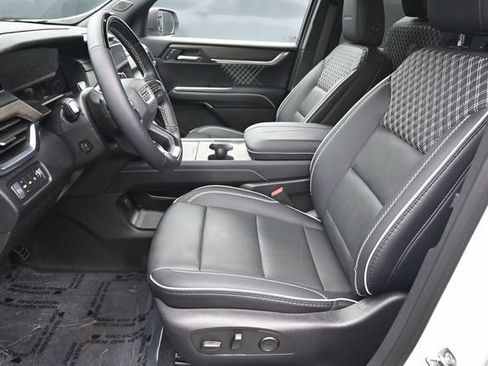 Used 2026 GMC Acadia Denali w/ Super Cruise Package AWD/4WD image 13