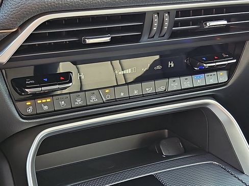 New 2026 MAZDA CX-90 3.3 Turbo w/ Preferred Package image 14