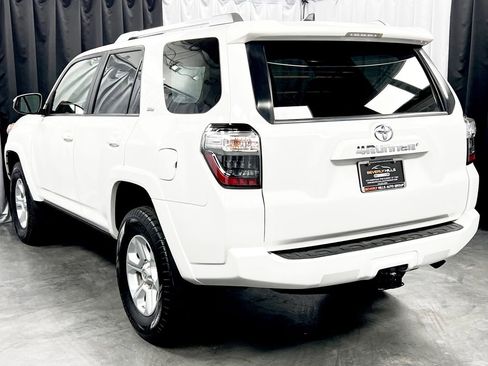 Used 2017 Toyota 4Runner SR5 image 6