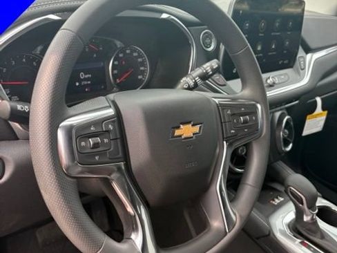 New 2026 Chevrolet Blazer LT w/ Convenience Package FWD image 17