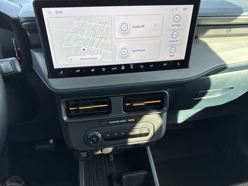 New 2025 Ford Maverick Tremor image 14