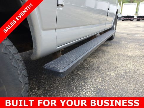 Used 2021 Chevrolet Express 2500 w/ Communications Package RWD image 10