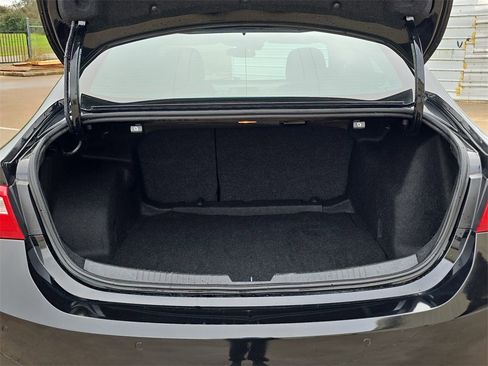 Used 2024 Chevrolet Malibu LT image 12