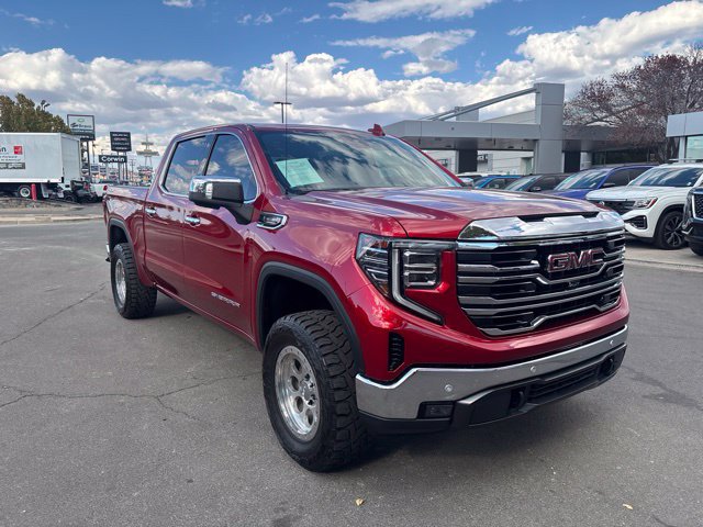 Used 2025 GMC Sierra 1500 SLT w/ SLT Premium Plus Package AWD/4WD image 4