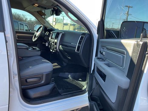 Used 2016 RAM 1500 Big Horn image 30
