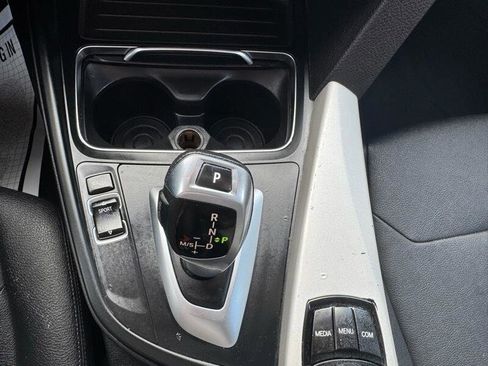 Used 2018 BMW 320i xDrive Sedan image 15
