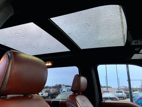 Used 2022 Ford F450 Platinum w/ FX4 Off-Road Package image 13