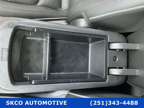 Used 2021 Chevrolet TrailBlazer RS w/ Convenience Package FWD image 24