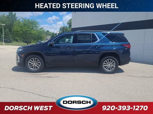 Used 2023 Chevrolet Traverse LT AWD/4WD image 3