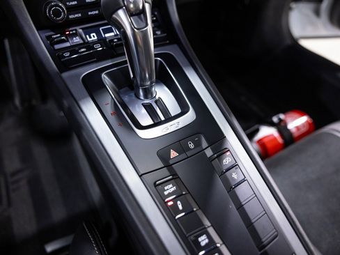 Used 2018 Porsche 911 GT3 image 42