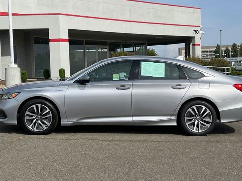 Used 2021 Honda Accord Hybrid image 9