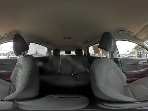 Used 2026 Kia Sportage LX FWD image 41
