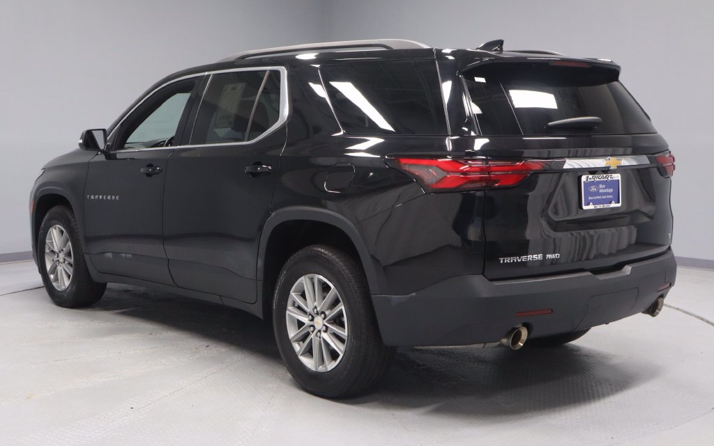 Used 2023 Chevrolet Traverse LT AWD/4WD image 7