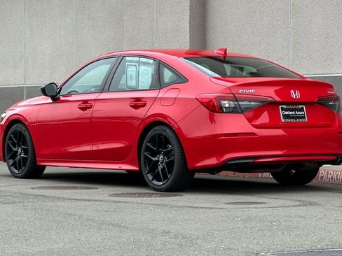 Used 2022 Honda Civic Sport image 6