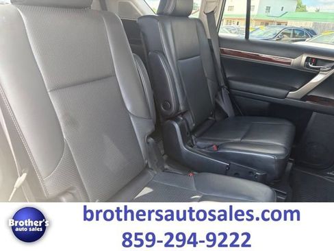 Used 2017 Lexus GX 460 Luxury AWD/4WD image 36