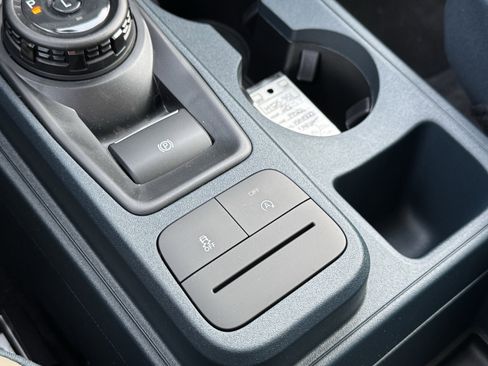 New 2025 Ford Maverick Lariat w/ 4K Tow Package image 24