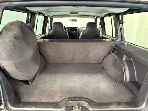 Used 2000 Jeep Cherokee Sport image 33