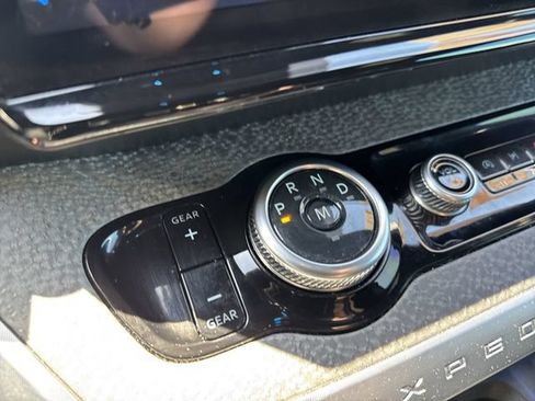 Used 2025 Ford Expedition Tremor AWD/4WD image 31