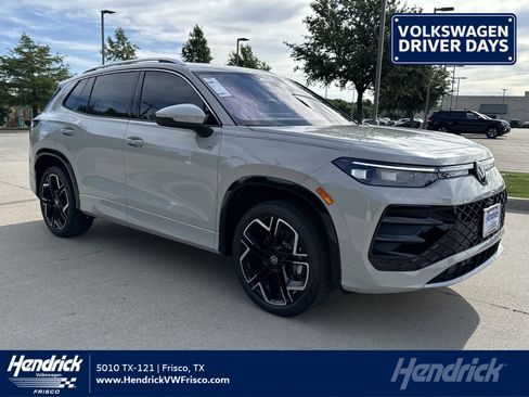 New 2026 Volkswagen Tiguan SEL R-Line image 1