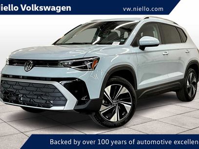 New 2025 Volkswagen Taos SE