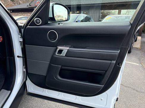 Used 2019 Land Rover Range Rover Sport HSE image 29