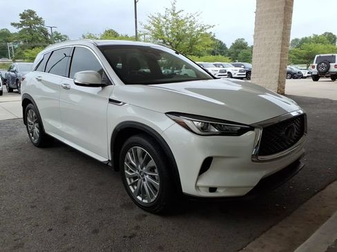 Certified 2023 INFINITI QX50 Luxe FWD image 4