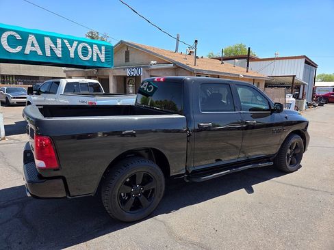 Used 2016 RAM 1500 Express w/ Black Ram 1500 Express Group AWD/4WD image 6