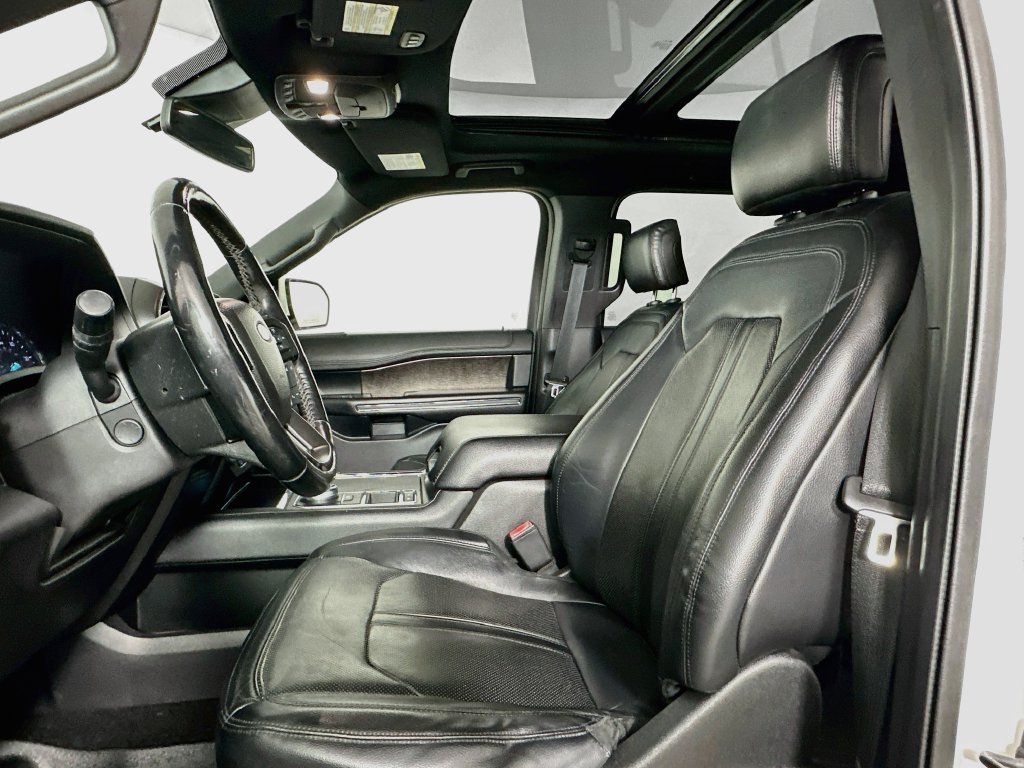 Used 2018 Ford Expedition Max Limited w/ Equipment Group 301A RWD image 8