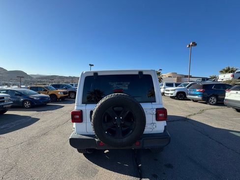 Certified 2023 Jeep Wrangler Unlimited Sahara image 4