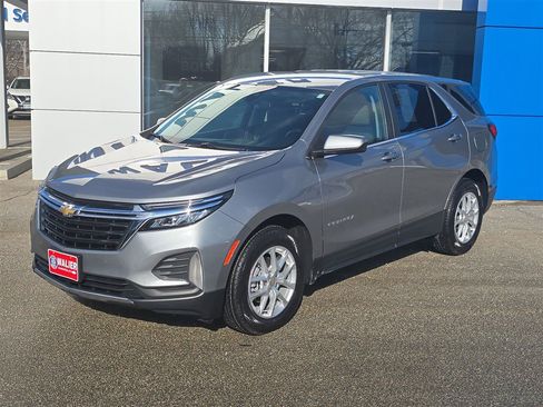 Used 2023 Chevrolet Equinox LT image 1