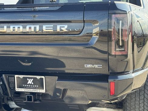 New 2026 GMC Hummer EV 4x4 Crew Cab image 6