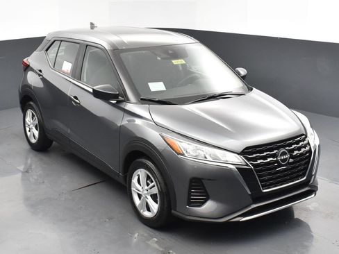 New 2025 Nissan Kicks Play S image 22