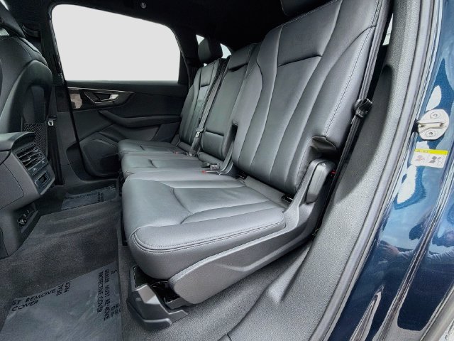 Used 2025 Audi Q7 2.0T Premium AWD/4WD image 21