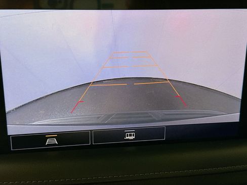 Used 2021 Chevrolet Tahoe LS image 19