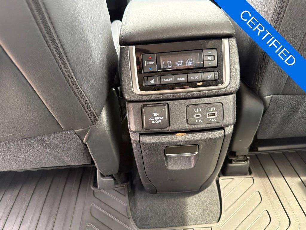 Certified 2025 Subaru Ascent Bronze Edition w/ Onyx Package AWD/4WD image 26