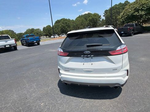 Used 2022 Ford Edge Titanium w/ Equipment Group 301A AWD/4WD image 15
