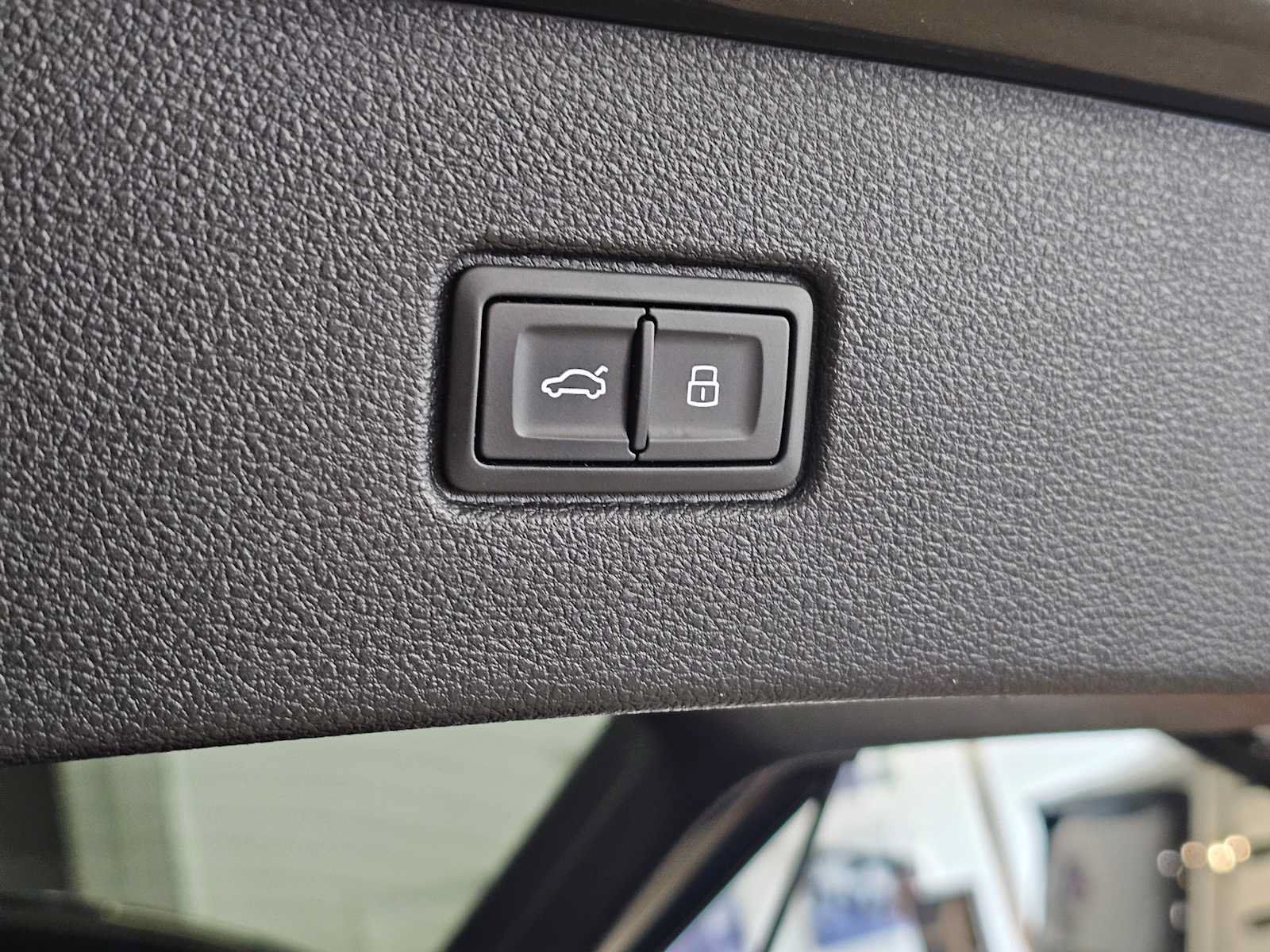 Used 2023 Audi Q7 2.0T Premium Plus w/ Premium Plus Package AWD/4WD image 17