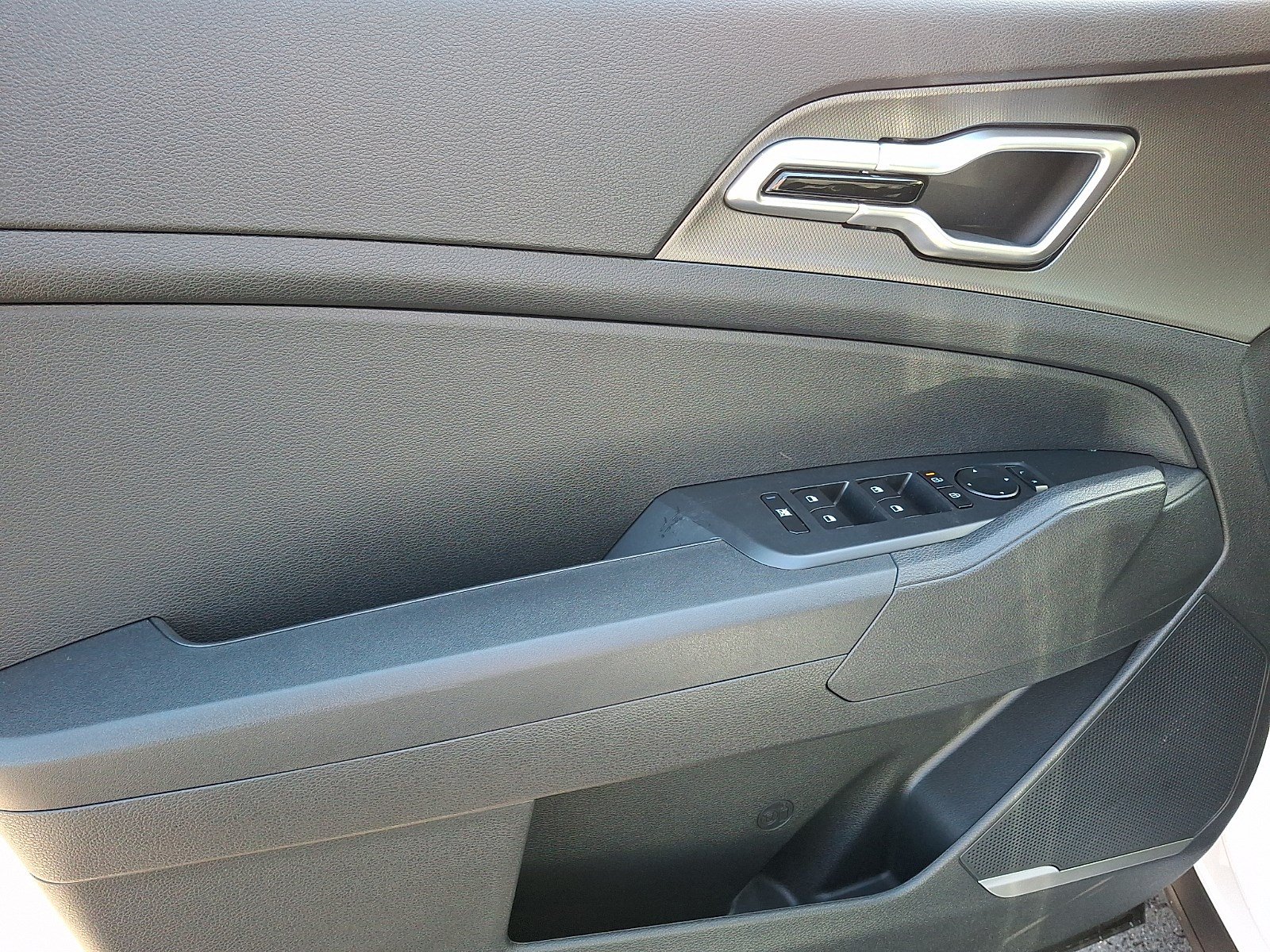 New 2026 Kia Sportage LX w/ LX Convenience Package FWD image 5