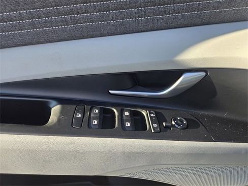 New 2026 Hyundai Elantra Limited image 20