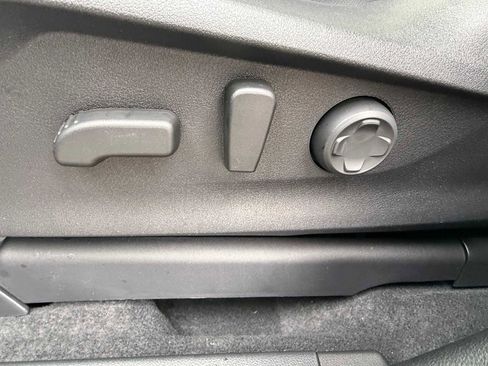 New 2026 Subaru Ascent Limited image 9