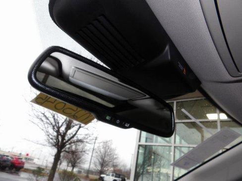 New 2025 Mitsubishi Outlander SEL image 26